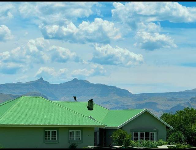 LAND FOR SALE IN UNDERBERG